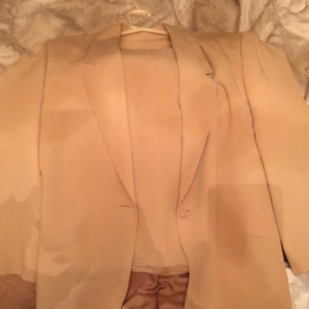 Dana Bachman designer pant suit